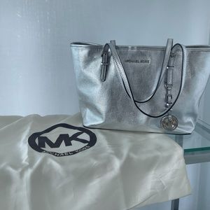 Michael Kors Jet Set Travel Small Bag